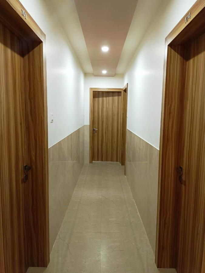 Sai Sagar Lodging & Boarding Ulhasznagar Kültér fotó