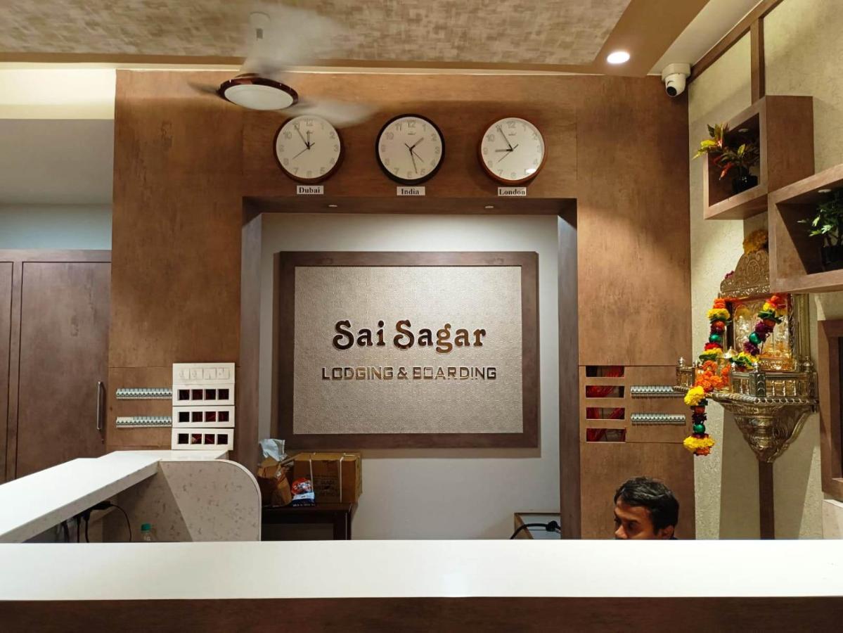 Sai Sagar Lodging & Boarding Ulhasznagar Kültér fotó