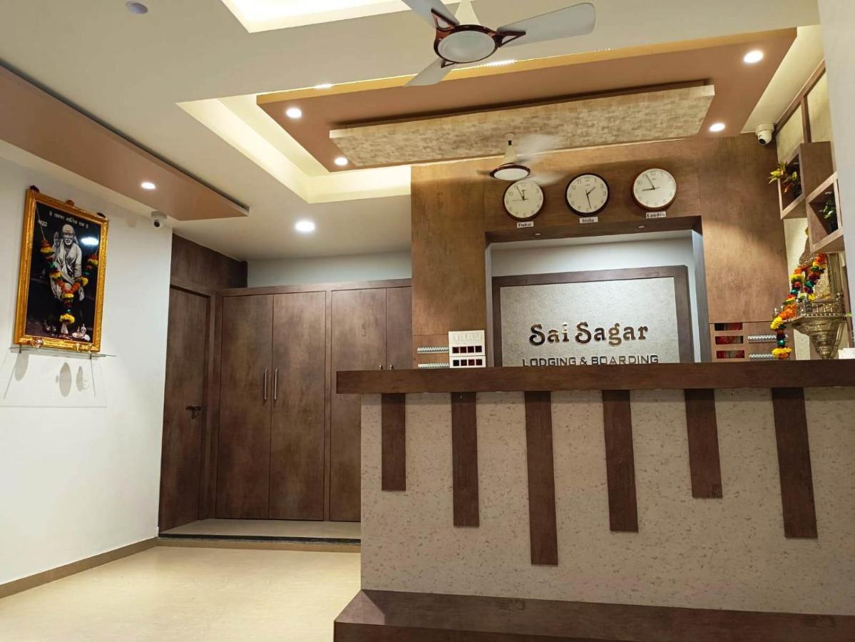 Sai Sagar Lodging & Boarding Ulhasznagar Kültér fotó