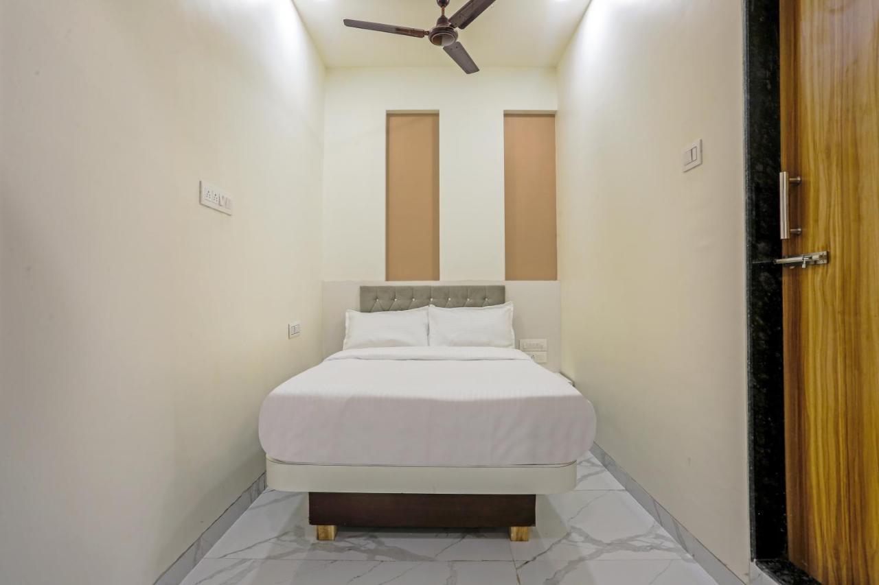 Sai Sagar Lodging & Boarding Ulhasznagar Kültér fotó