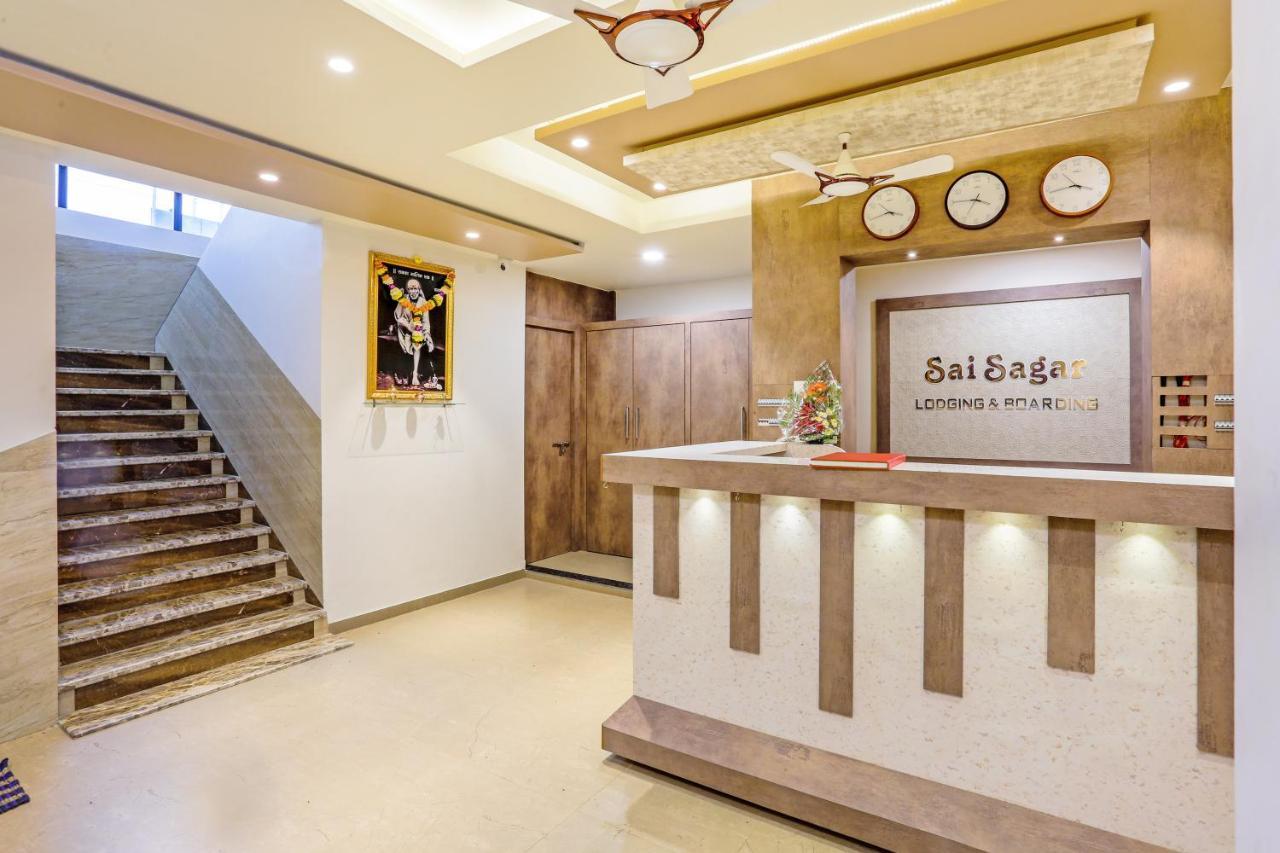 Sai Sagar Lodging & Boarding Ulhasznagar Kültér fotó